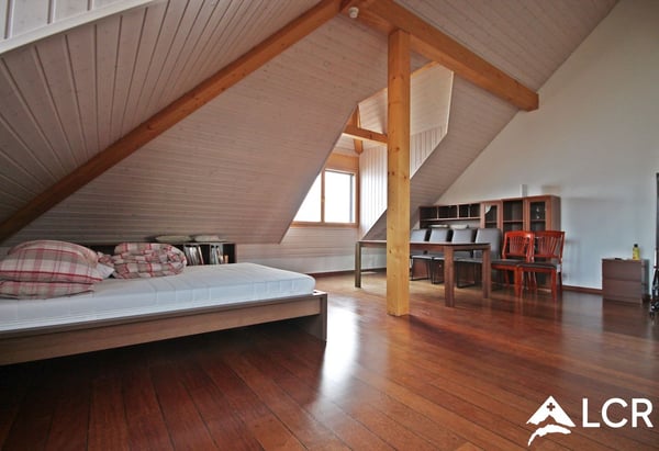 Superbe studio MEUBLE - COURTE DUREE / Vue lac - Jardin - Piscine 2