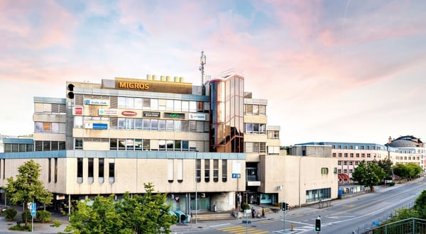Magnifique surface de bureau au centre de Nyon 11