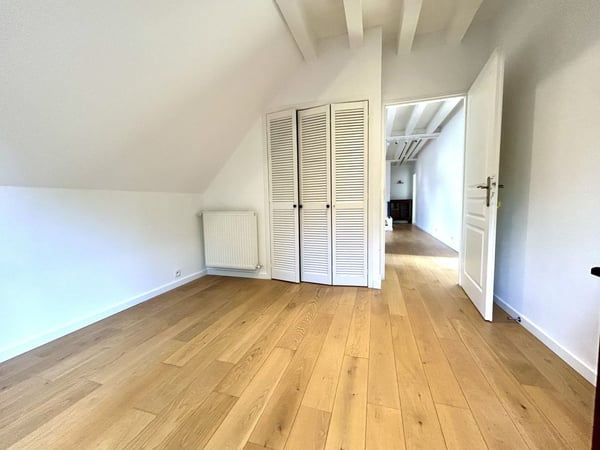 Agréable villa de 1 pièces avec un grand jardin située à Divonne-les-Bains 10