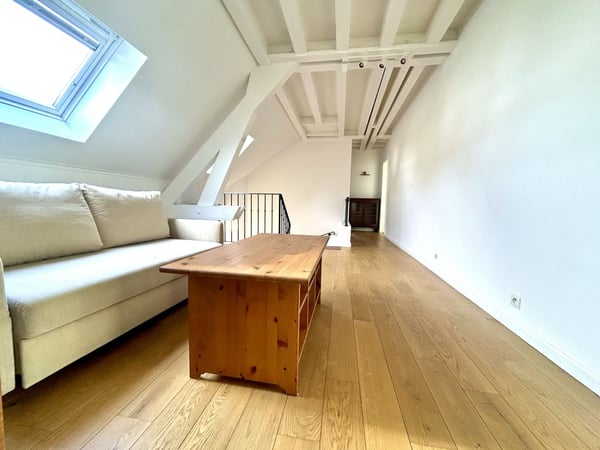 Agréable villa de 1 pièces avec un grand jardin située à Divonne-les-Bains 3