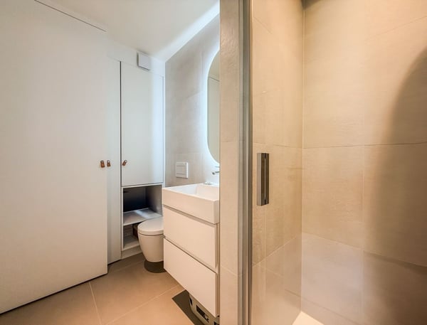 AVEC CLIMATISATION INTEGREE - Grand 1.5 pièces de 130m² PPE - Terrasse de 25m² 12