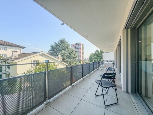 AVEC CLIMATISATION INTEGREE - Grand 1.5 pièces de 130m² PPE - Terrasse de 25m² 5