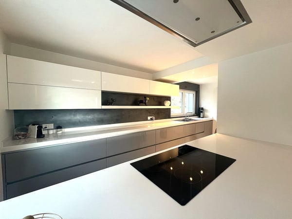 Magnifique Villa individuelle à Penthalaz / 5 CHB / 2 SDB / Terrasse / Piscine 9