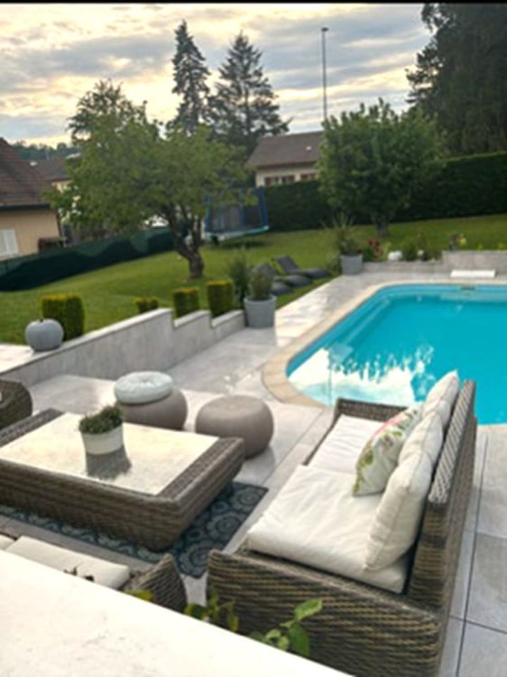 Magnifique Villa individuelle à Penthalaz / 5 CHB / 2 SDB / Terrasse / Piscine 2