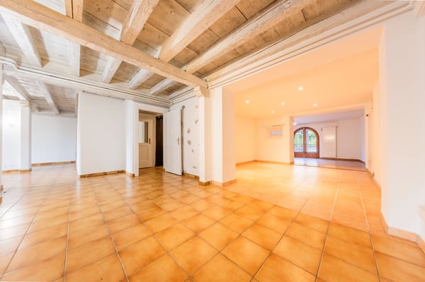 À louer - Magnifique maison de village de 2.5 pièces - 310 m² - Piscine chauffée - Trélex (Nyon) 1