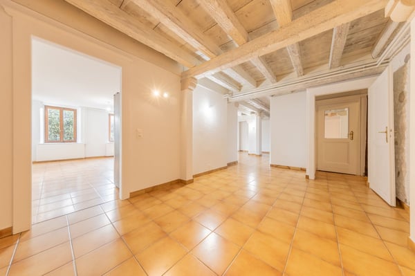 À louer - Magnifique maison de village de 2.5 pièces - 310 m² - Piscine chauffée - Trélex (Nyon) 2