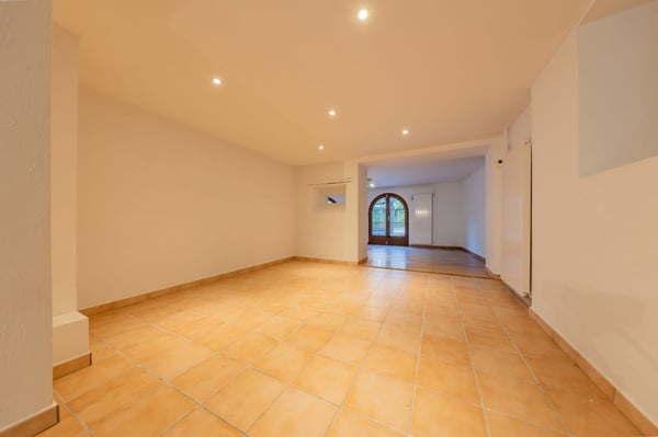 À louer - Magnifique maison de village de 2.5 pièces - 310 m² - Piscine chauffée - Trélex (Nyon) 13