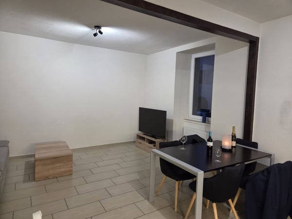 Vullierens (VD) ? A louer appartement meublé de 6 pièces au rez-de-chaussée - 162 m² 2