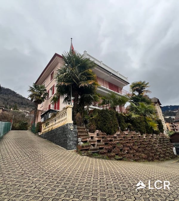 Bel immeuble de rendement à Montreux / 4 appartements / 8 places de parc / Vue lac 10