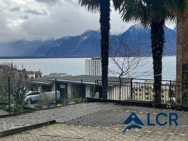Bel immeuble de rendement à Montreux / 4 appartements / 8 places de parc / Vue lac 11