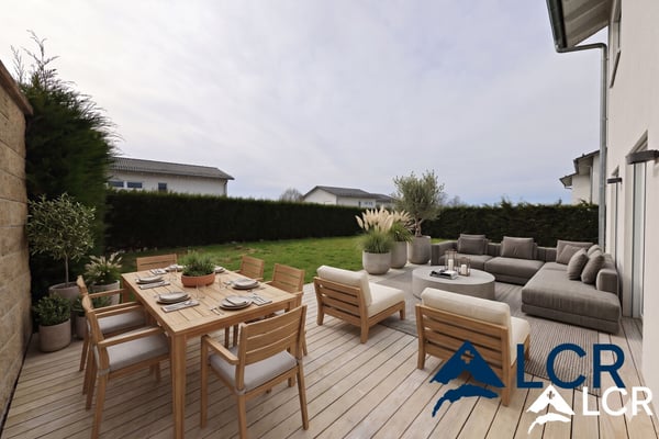 Magnifique villa de 5,5 pièces avec jardin 1