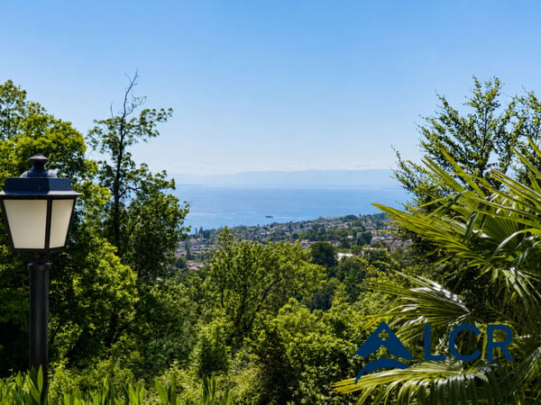 Villa d'Exception de 7.5 pièces - Vue Lac imprenable | 315 m² | Calme absolu 13