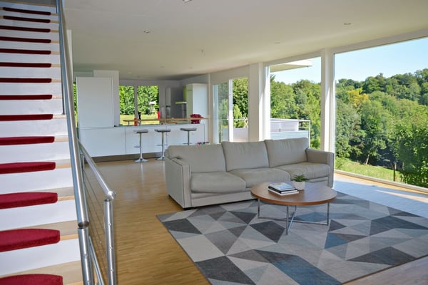 Superbe villa de standing avec piscine et grand jardin à Vufflens-le-Château 4