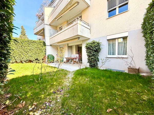 Bel appartement de 3.5p avec petite terrasse à côté de la gare à Gland 1
