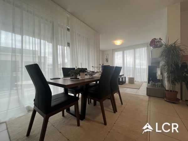 Magnifique appartement de 3.5p/2 chb/1sdb/1 balcon/1 terrasse 5