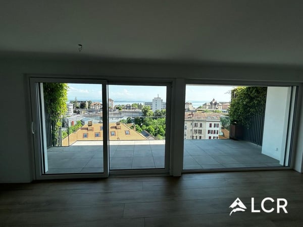 Magnifique Appartement de 3.5P / 2 CHB / 2 SDB / 1 Balcon 10