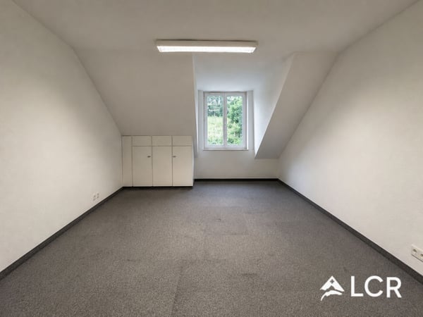 Bureau privatif de 30m² au Château de Vaumarcus 2