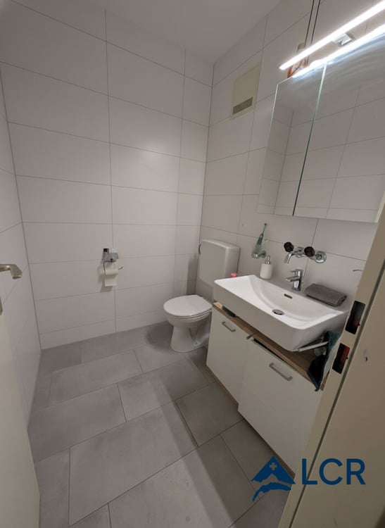 A louer spacieux appartement de 4.5 pièces avec balcon - Fribourg 8
