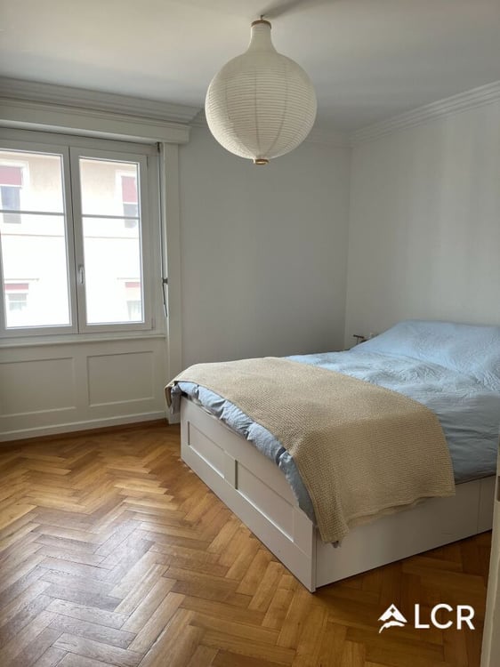 Bel appartement de 2.5P à Lausanne / 1 CHB /1 SDB / 1 Balcon / parc Valency 6