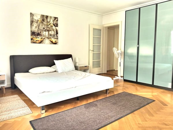 Bel appartement meublé à Lausanne / 3.5P / 2 CHB / 1 SDB / 1 Balcon 8