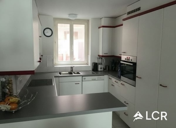 À louer - Spacieux duplex de 4.5 pièces avec vue dégagée au Landeron (NE) 2