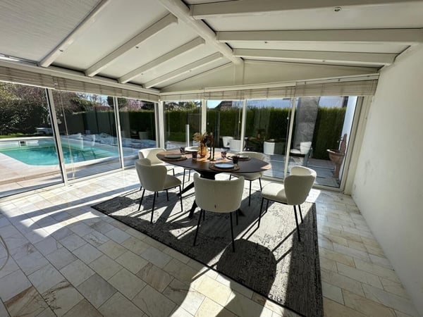 Splendide villa mitoyenne / 4 chambres / 3 SDB / Jardin / Piscine 6