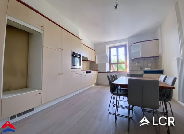 Magnifique 1.5 pièces rénové - Calme - 120m2 environ 3