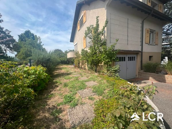 Belle maison individuelle de 4.5P / 3 CHB / 1 SDB / 1 Jardin / 1 Sauna / 1 Carnotzet 11