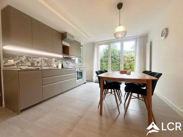 Magnifique 3,5 pièces meublé avec terrasse et petit jardin 2