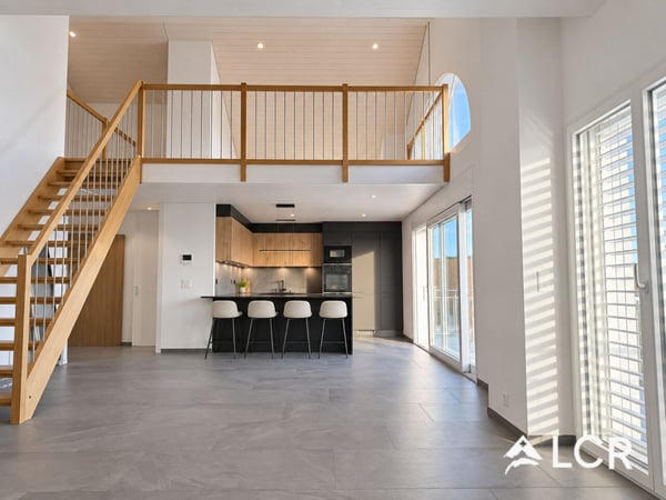 Bel appartement de 3.5p, avec mezzanine // Bottens 3