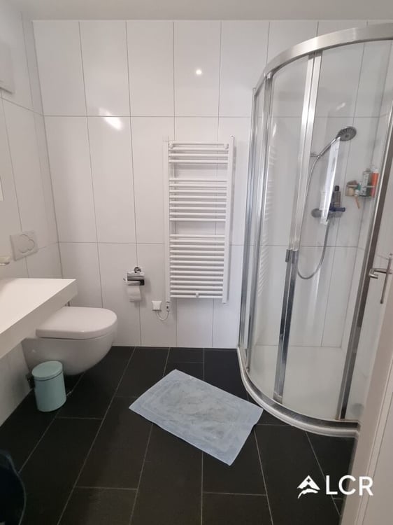 Bel appartement de 4.5p à Hauterive 7