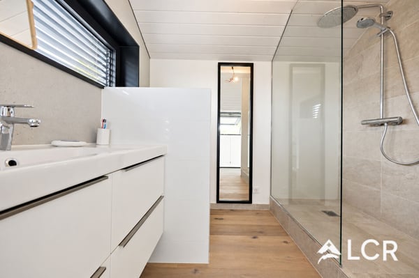 Maison d'architecte - Vue sur le lac et les Alpes - Jardin - Piscine 8
