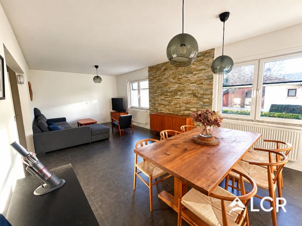 Bel appartement de 6.5p à Chézard-st-Martin 2