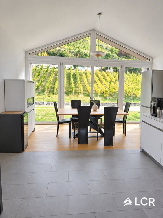 Bel appartement de 4.5p à Môtier 3