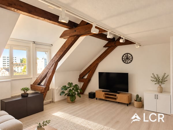 Beau duplex partiellement meublé de 3.5p à Lausanne 1
