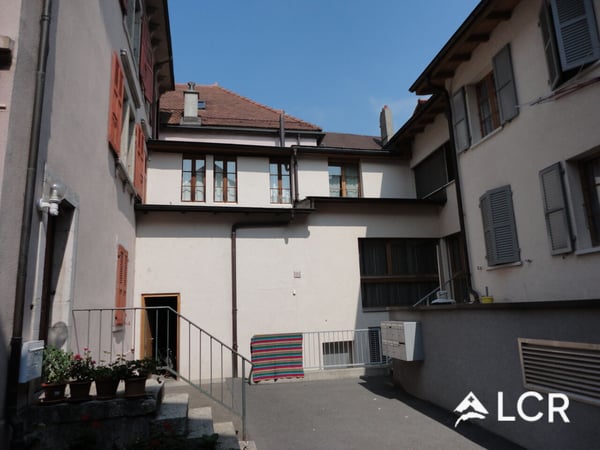 Bel immeuble de rendement mixte / 10 appartements / 1 commerce 5