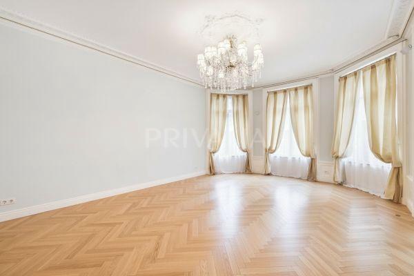 Magnifique appartement de standing sur la Rive Droite 2