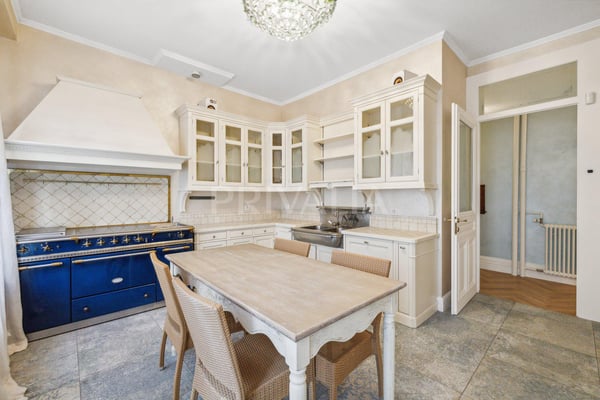 Magnifique appartement de standing sur la Rive Droite 4