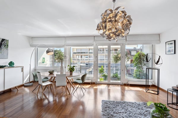 En Exclusivité: Spacieux appartement traversant de 1 pièces avec balcon à Champel 1