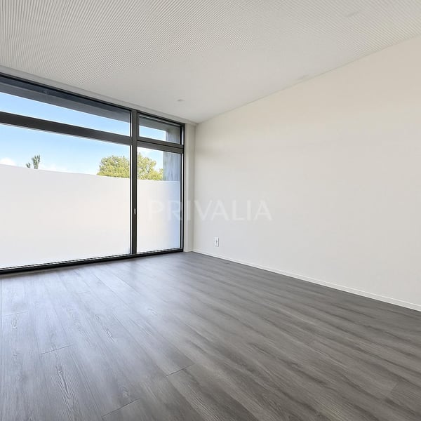 Nouvelle opportunité : Arcade traversante, emplacement stratégique ! 5