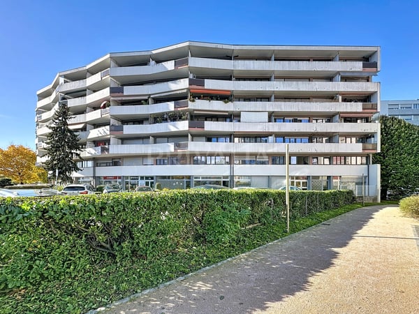 Nouvelle opportunité : Arcade traversante, emplacement stratégique ! 1