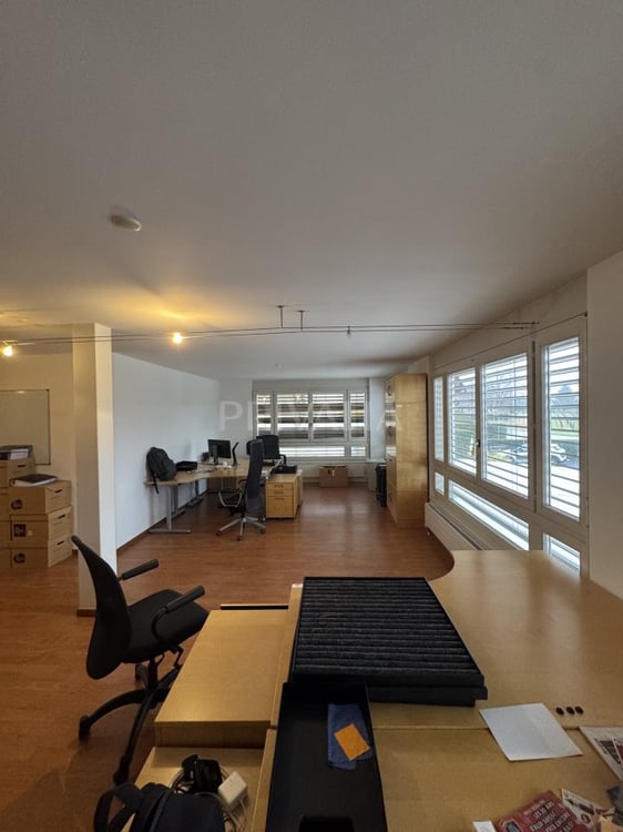 Nouvelle opportunité : Bureaux au Quai des Bergues 3