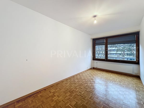 Bel appartement traversant au coeur de Florissant 9