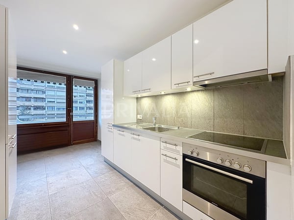 Bel appartement traversant au coeur de Florissant 2