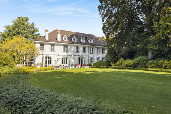 Propriété de Maître d'Exception à Jouxtens-Mézery 1