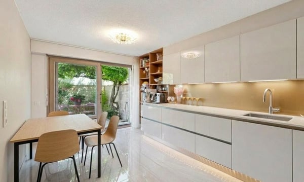 En exclusivité : Charmante maison mitoyenne avec piscine 5