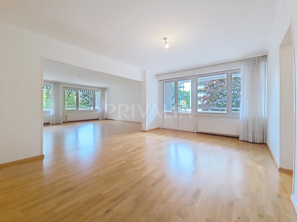 Magnifique appartement traversant dans un environnement verdoyant au coeur de Florissant 3