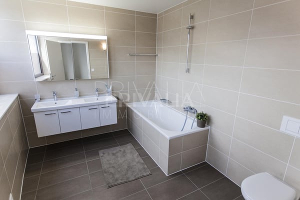 Magnifique appartement de standing avec vue sur lac 3