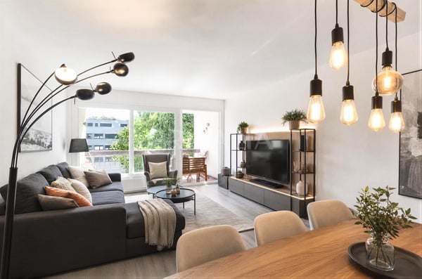 En Exclusivité : Spacieux 5 pièces rénové avec balcon et garage à Onex 1