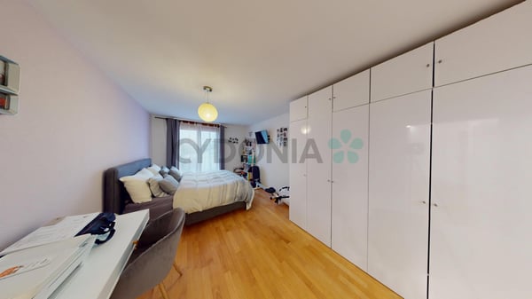 Sublime attique traversant de 1 pièces avec terrasse 6